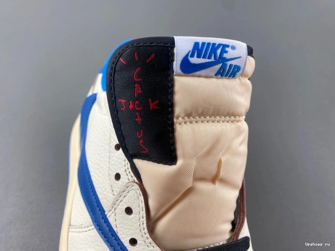 SP JORDAN 1 LOW OG DM7866-104 SCOTT  RETRO TRAVIS  0711
